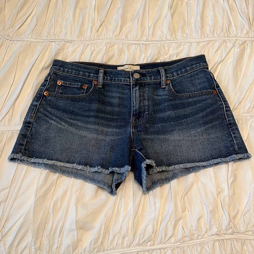 GAP | 3” Denim Shorts (28)